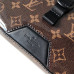 louis-vuitton-messenger-bag-12 louis-vuitton-messenger-bag-12