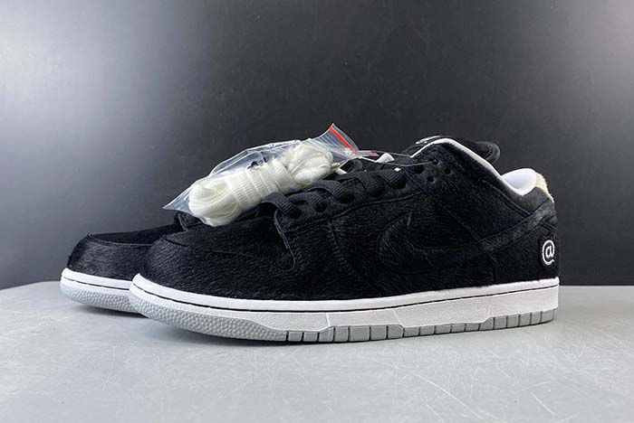 Nike SB Dunk Low  CZ5127-001