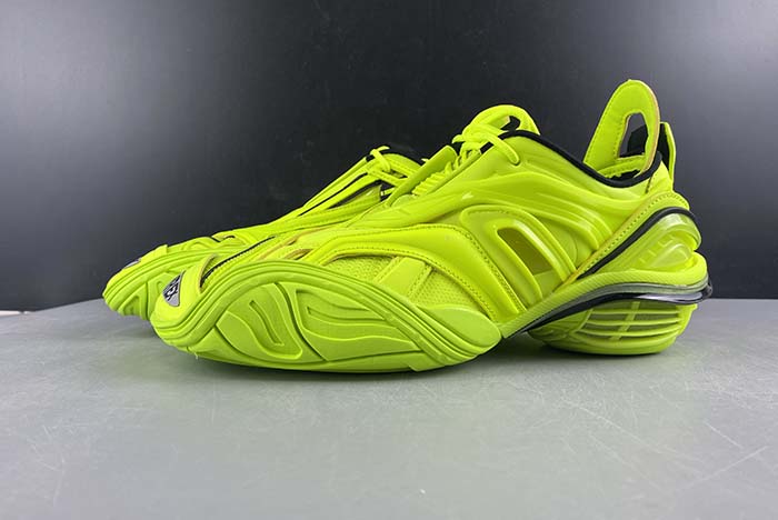 Balenciaga Green Tyrex Sneakers 617535 W2UA1 7320