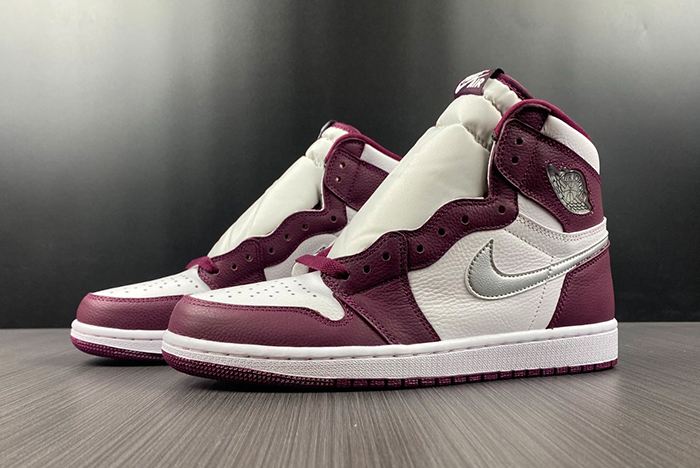 Air Jordan 1 Retro High OG 'Bordeaux' - 555088 611