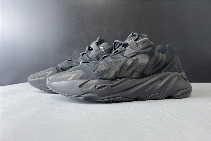 700 adidas Yeezy Boost 700 MNVN “Black” FV4440