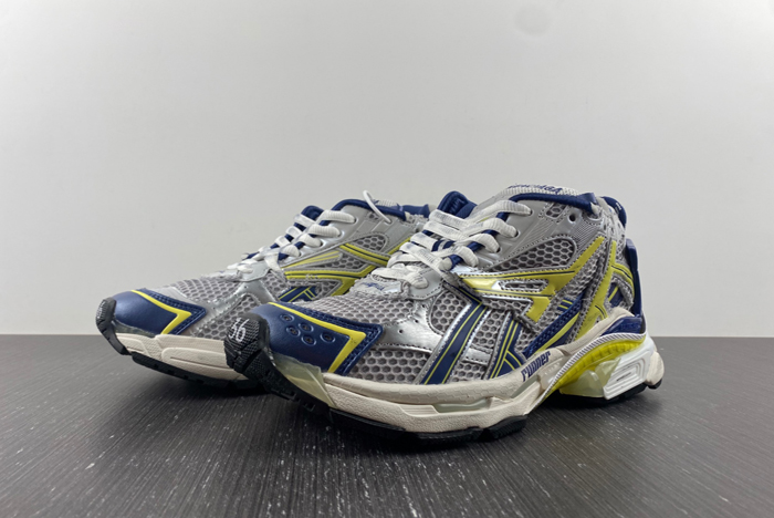 7.0 BALENCIAGA -Runner 8107571206