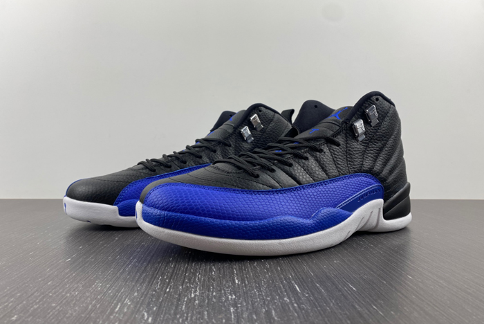 NIKE AIR JORDAN 12  AO6068-004.39