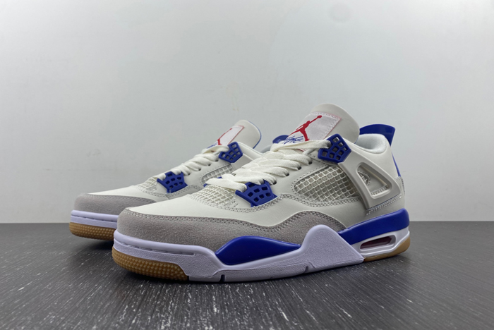 Nike SB x Air Jordan 4  DR5415-107