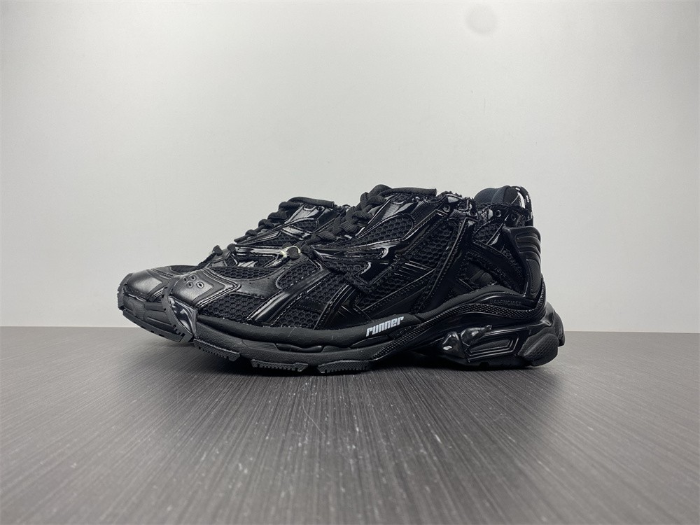 Balenciga-RUNNER-776688