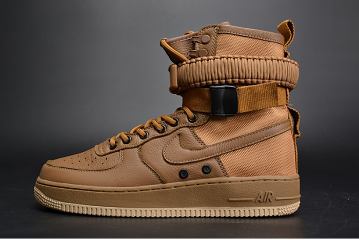 Nike WMNS SF FORCE 1 "Golden Beige" 857872-200