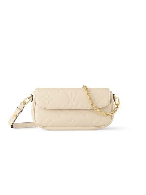 LV Wallet On Chain Ivy