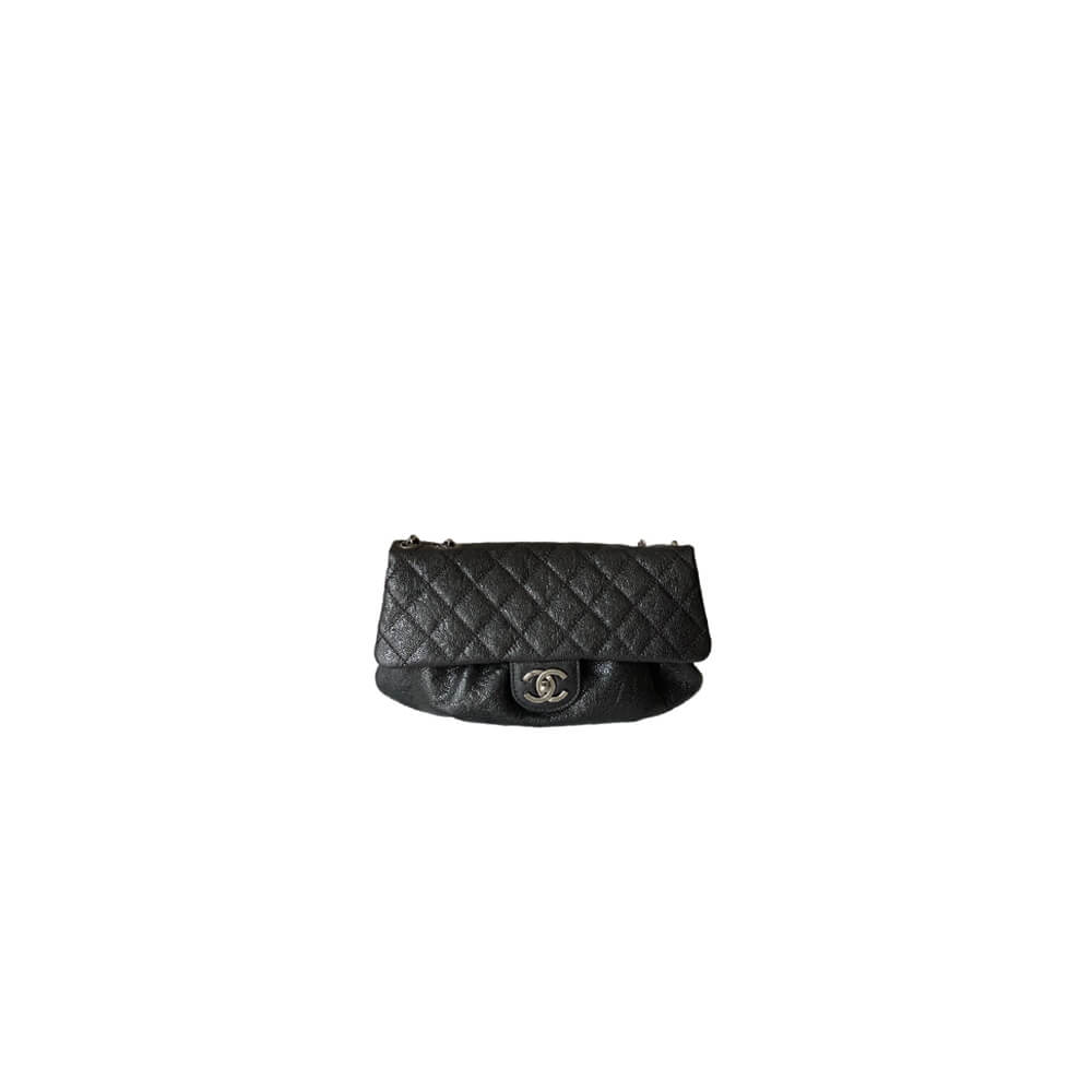 Black Chanel Vintage Cloud Bag (high-end grade)