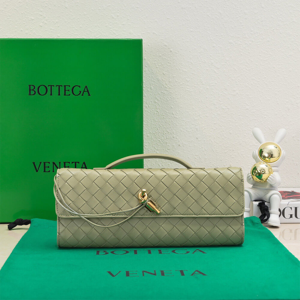Bottega Veneta Andiamo Clutch (HIGH-END GRADE) - Image 2