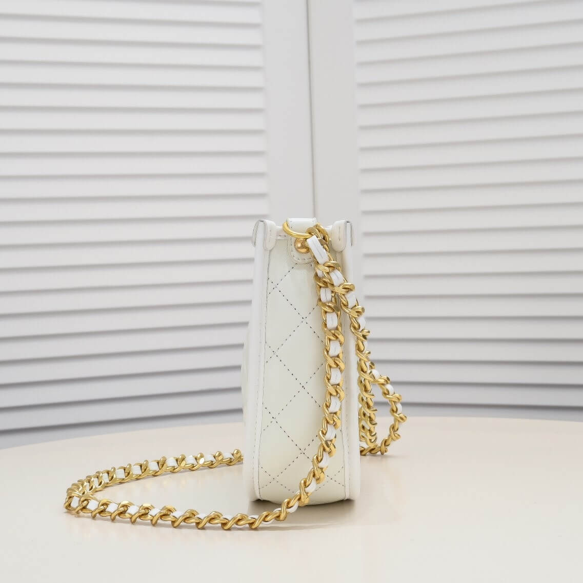 Chanel HOBO HANDBAG - Image 3
