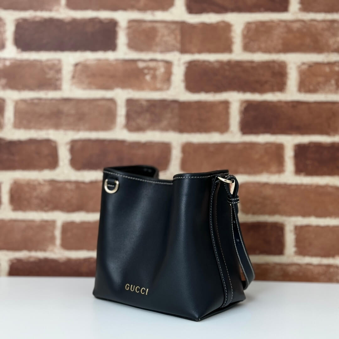 GG Emblem mini bucket bag - Image 3