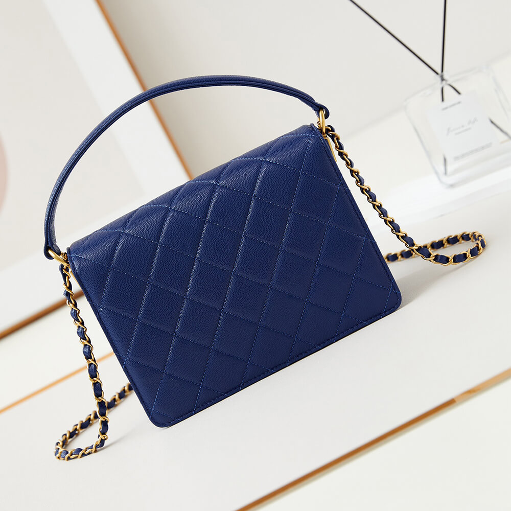 Chanel Large Handbag (high-end grade) - Image 4