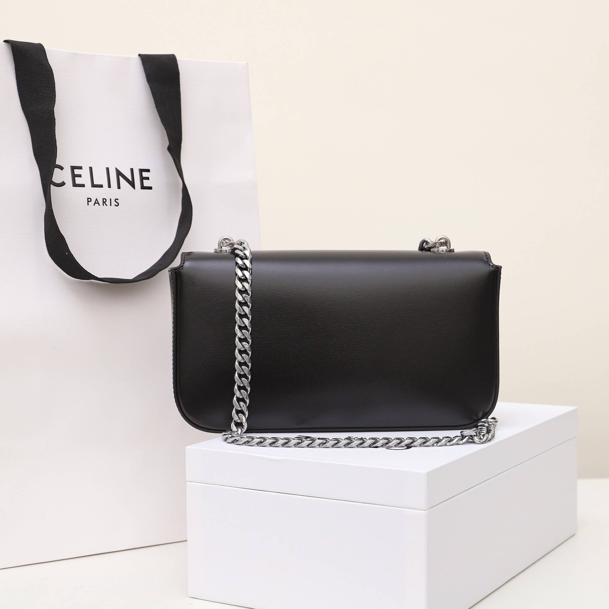 Black CELINE CLAUDE shiny cowhide leather chain shoulder bag - Image 4