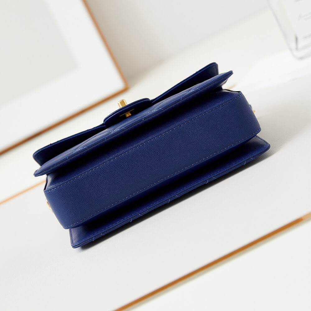 Chanel Large Handbag (high-end grade) - Image 6