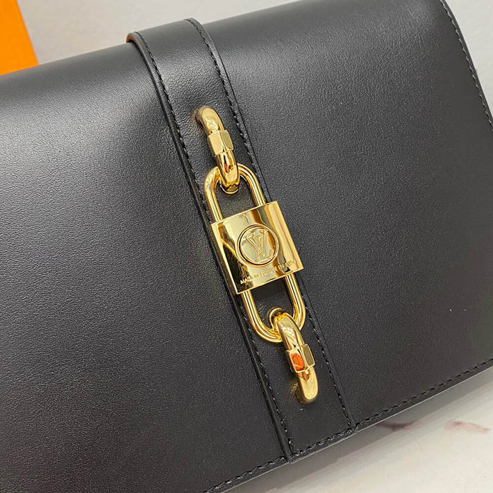 Louis Vuitton RENDEZ-VOUS BAG - Image 6
