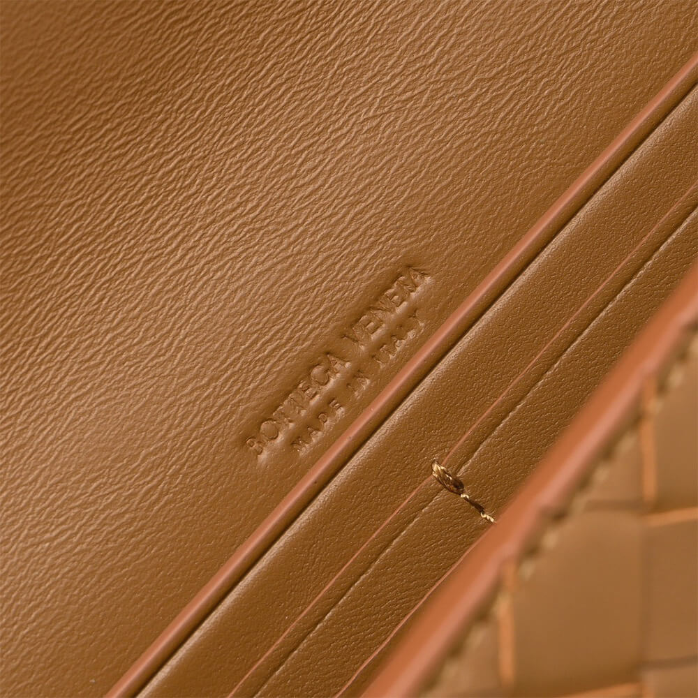 Brown Bottega Veneta Andiamo Clutch (HIGH-END GRADE) - Image 7