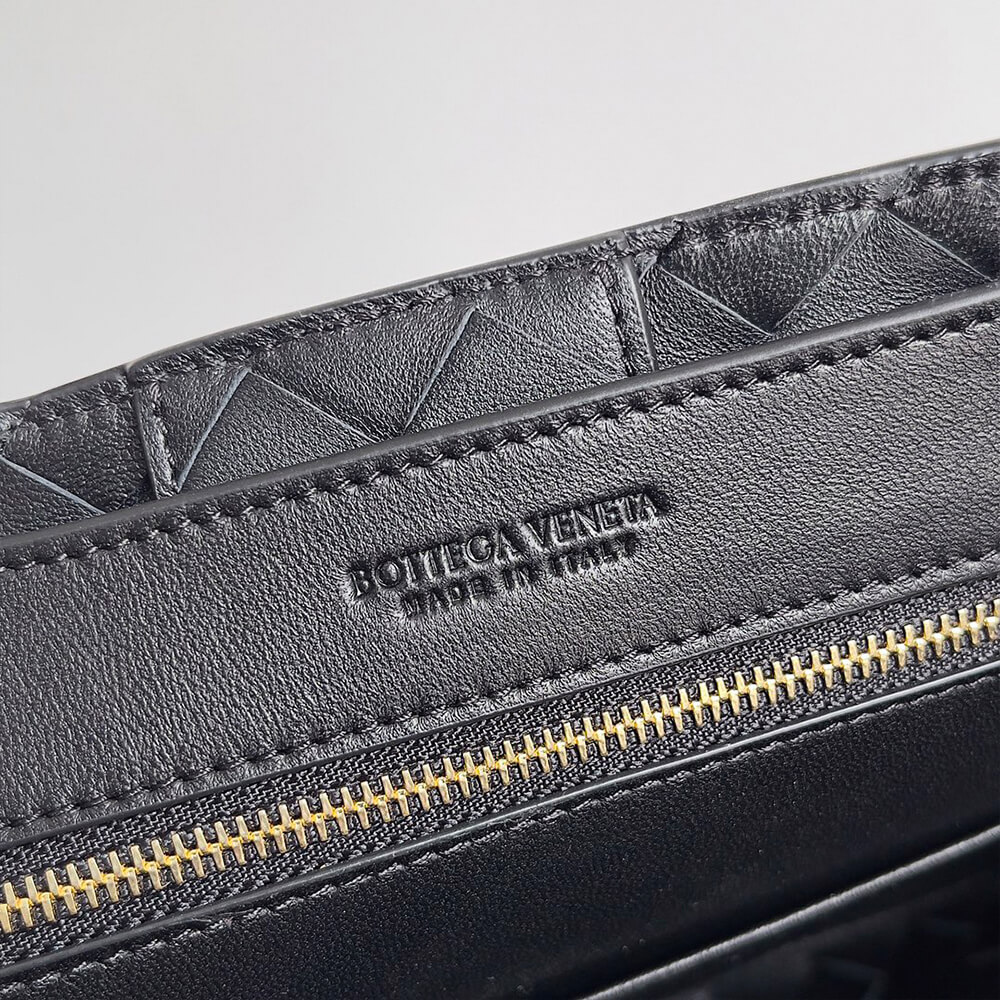 Bottega Veneta Small Andiamo - Image 7