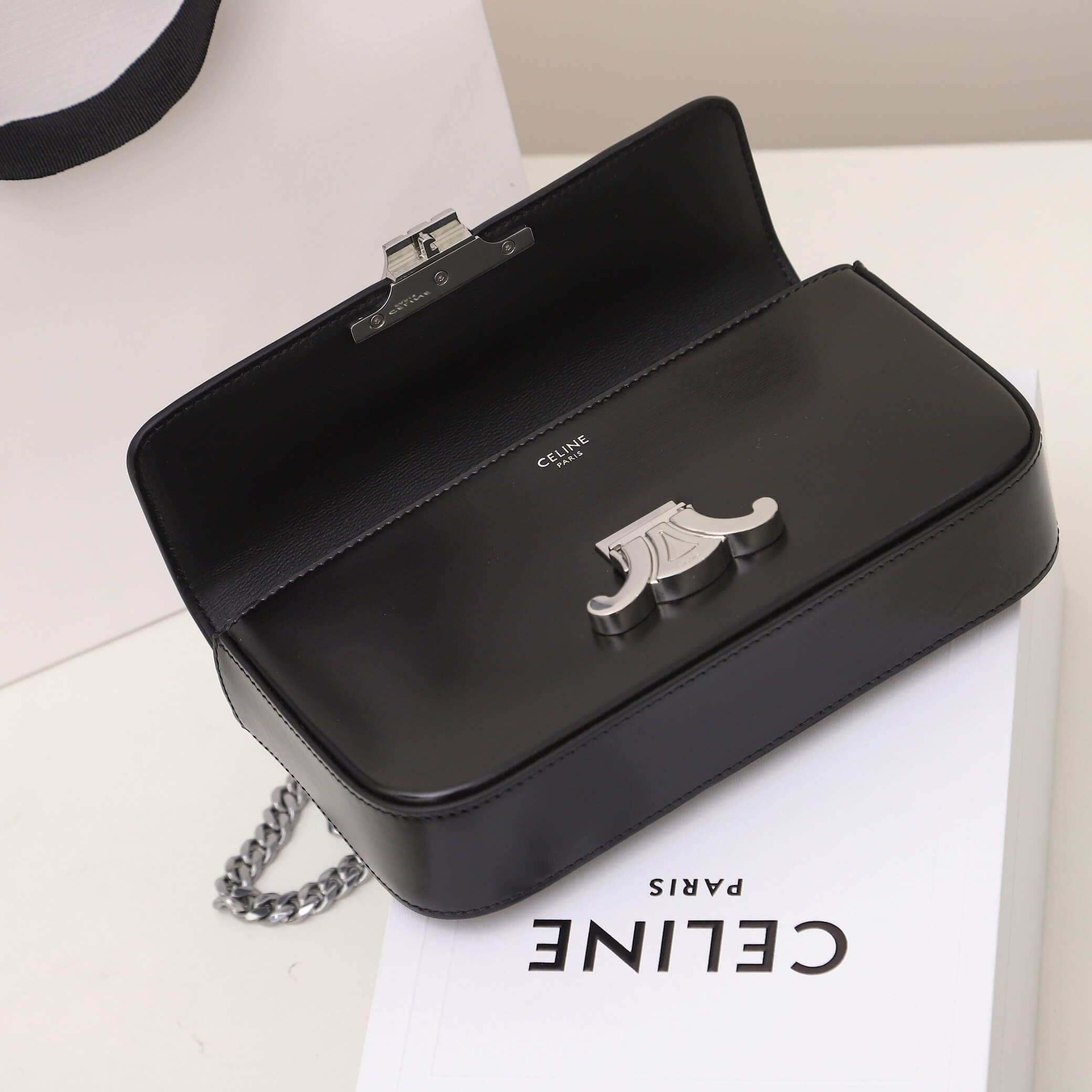 Black CELINE CLAUDE shiny cowhide leather chain shoulder bag - Image 7
